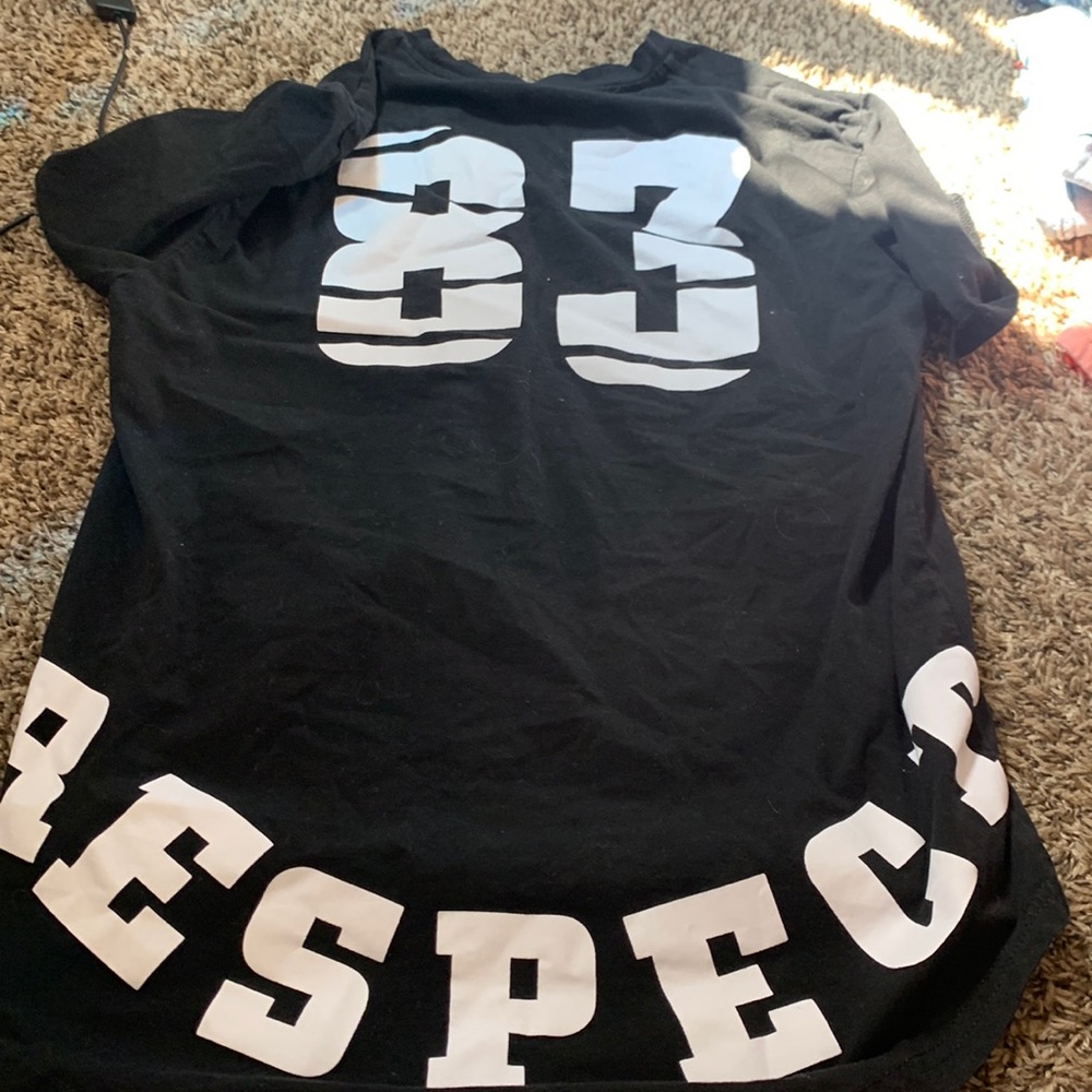 Black t shirt